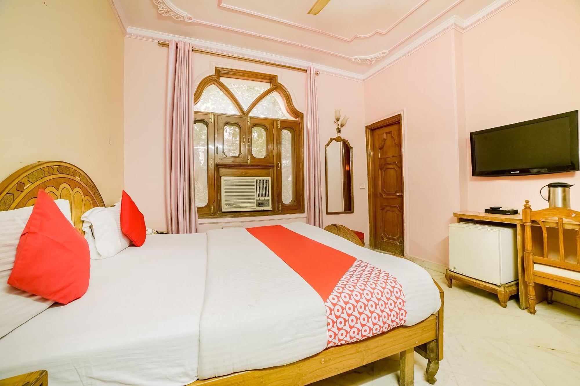 Super Hotel O Blue Sapphire Delhi Nové Dillí Exteriér fotografie