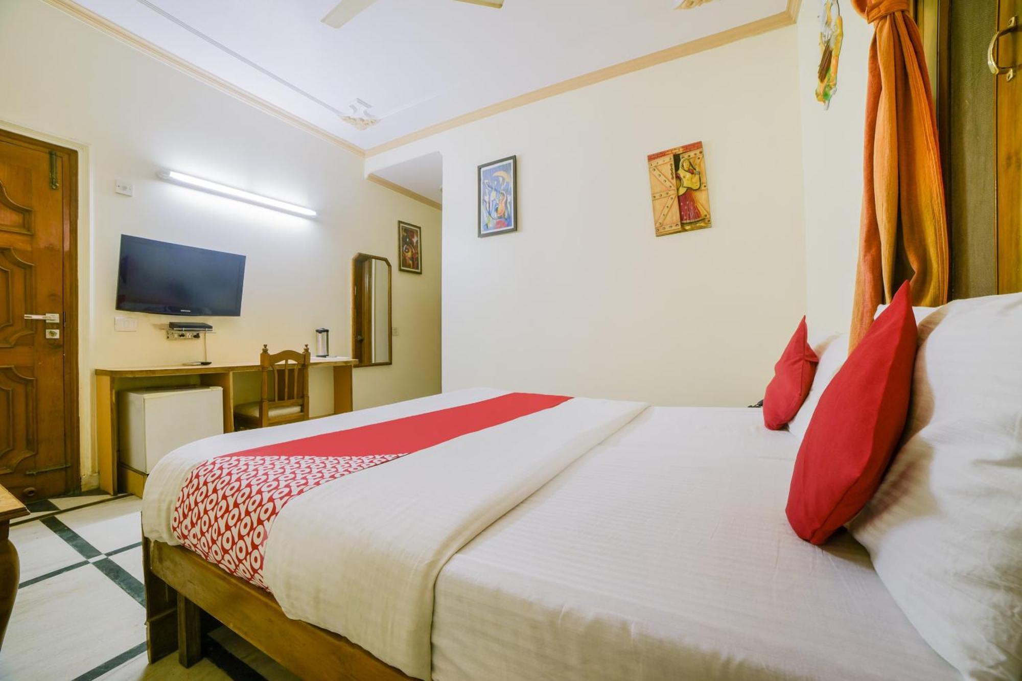 Super Hotel O Blue Sapphire Delhi Nové Dillí Exteriér fotografie